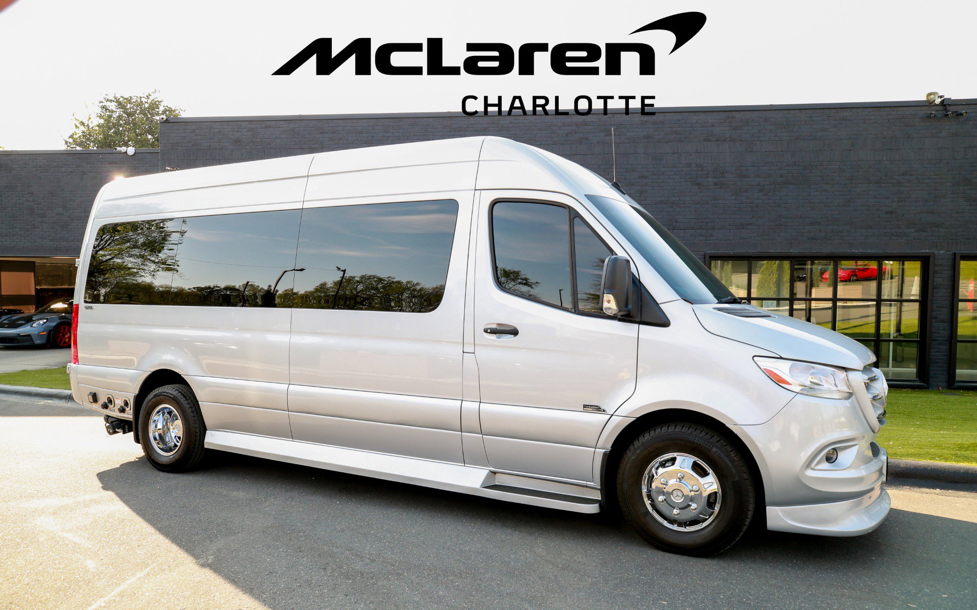 Used 2021 Mercedes-Benz Sprinter 3500 image 2