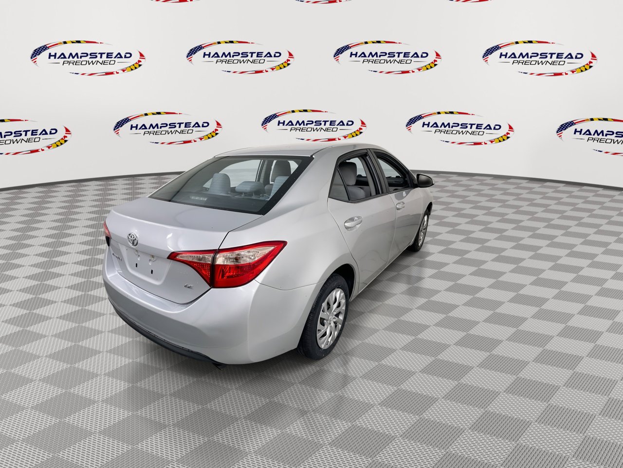 Used 2017 Toyota Corolla LE image 8