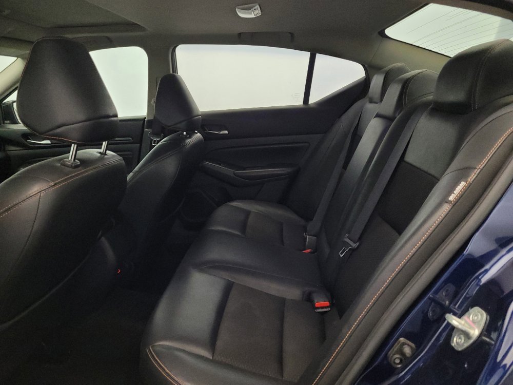 Used 2021 Nissan Altima 2.5 SR w/ SR Premium Package FWD image 18