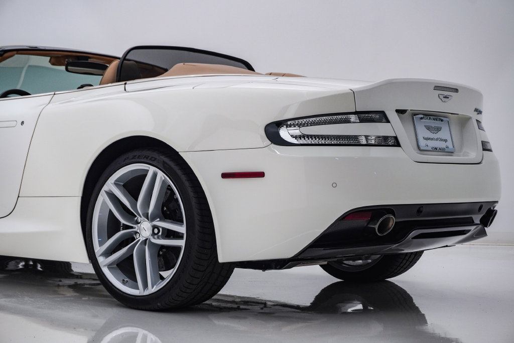 Used 2016 Aston Martin DB9 GT RWD image 13