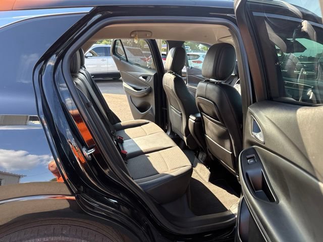 Used 2021 Buick Encore GX Preferred w/ Sport Touring Package FWD image 12