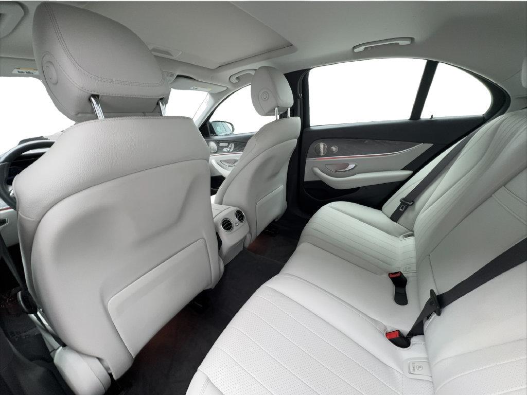 Used 2023 Mercedes-Benz E 350 Sedan image 29