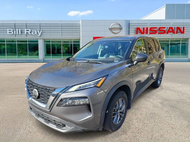 Used 2021 Nissan Rogue S image 2