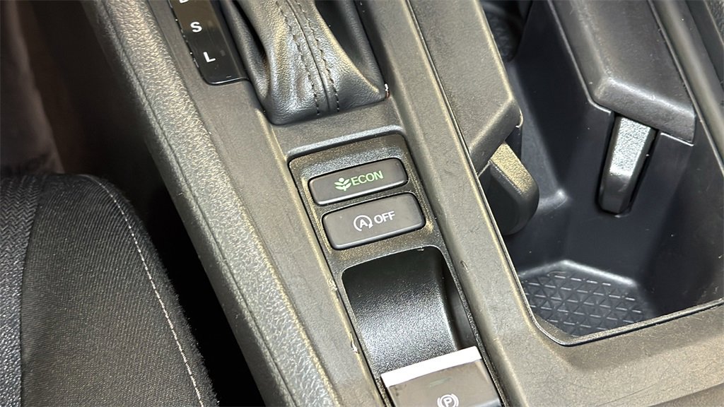 Used 2023 Honda Accord EX image 22