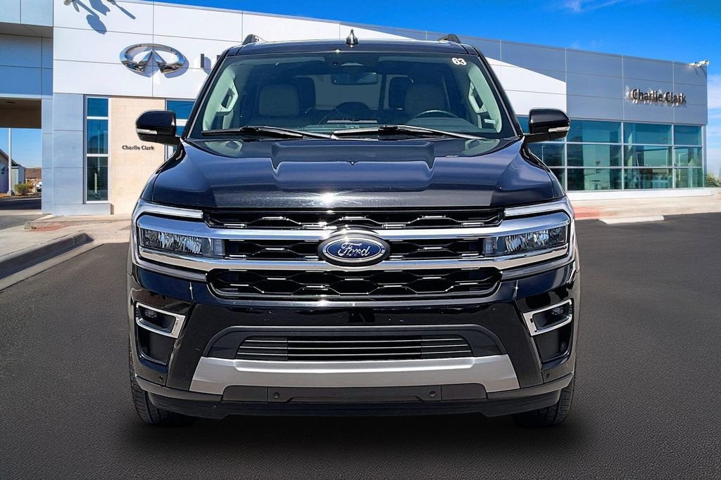 Used 2024 Ford Expedition Limited RWD image 3