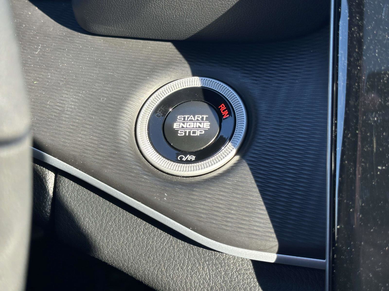 Used 2024 Jeep Grand Cherokee Altitude image 31