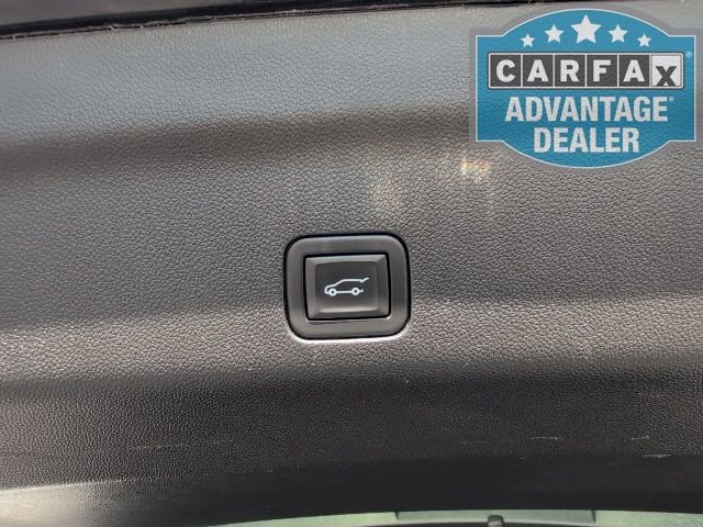 Used 2024 Chevrolet Suburban LT image 12