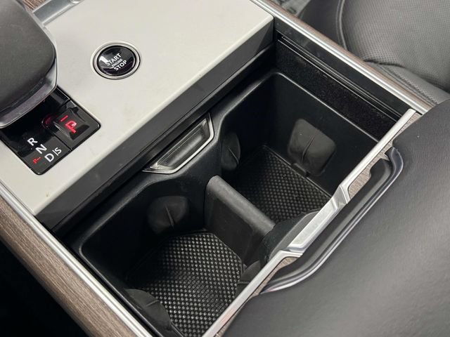 Used 2024 Land Rover Range Rover SE AWD/4WD image 40