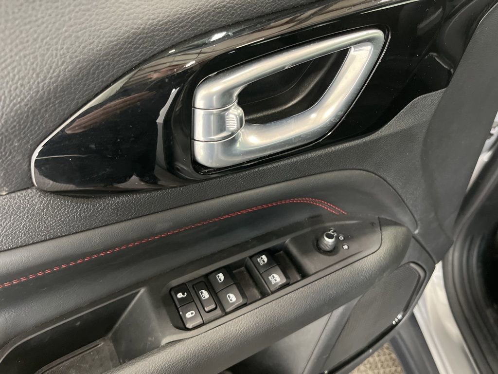 Used 2023 Jeep Compass Trailhawk w/ Trailhawk Convenience Group image 4