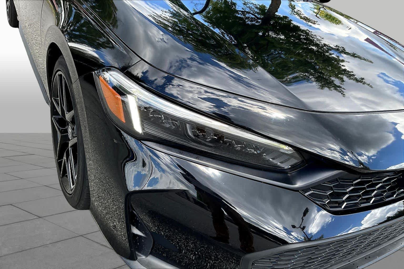 Used 2025 Honda Civic Sport image 27