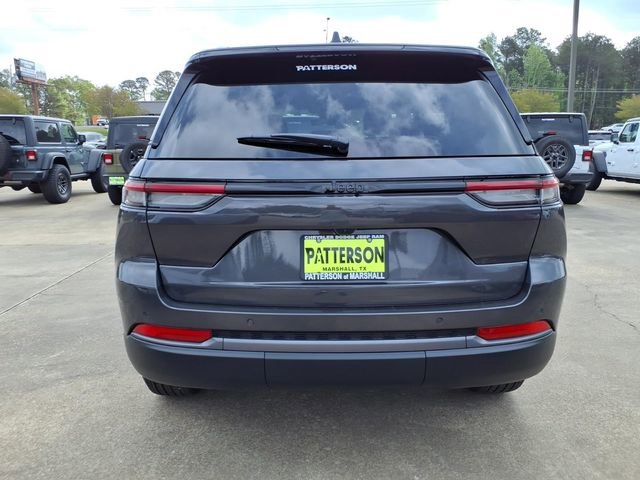 New 2026 Jeep Grand Cherokee Altitude image 3
