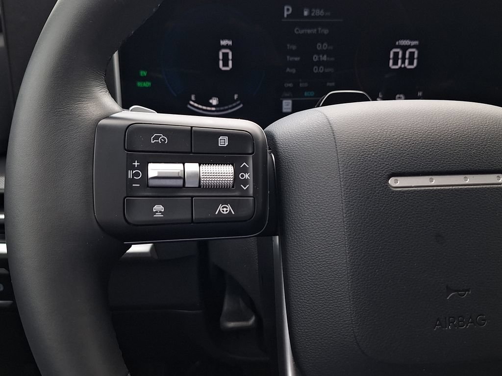 Certified 2025 Hyundai Santa Fe SEL AWD/4WD image 17
