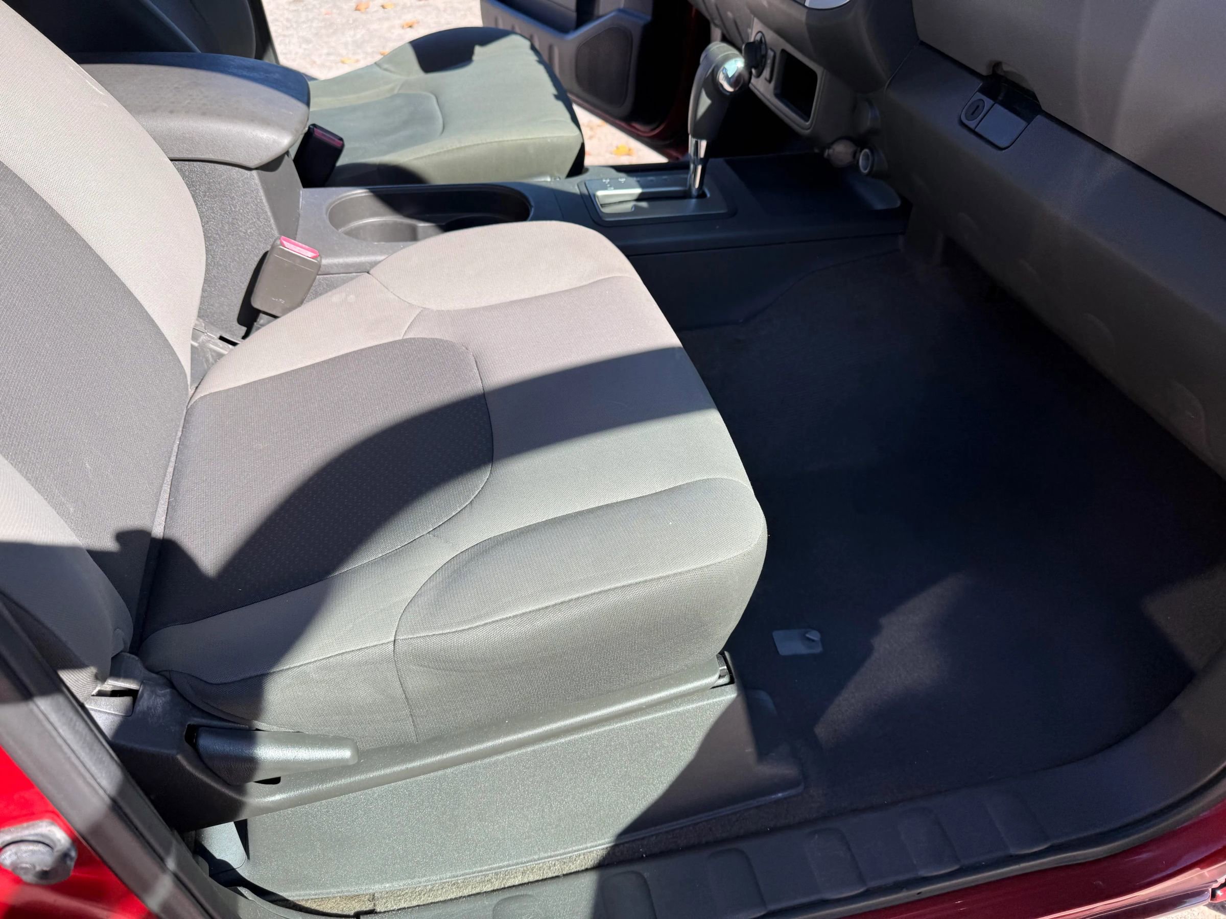 Used 2014 Nissan Xterra X image 35