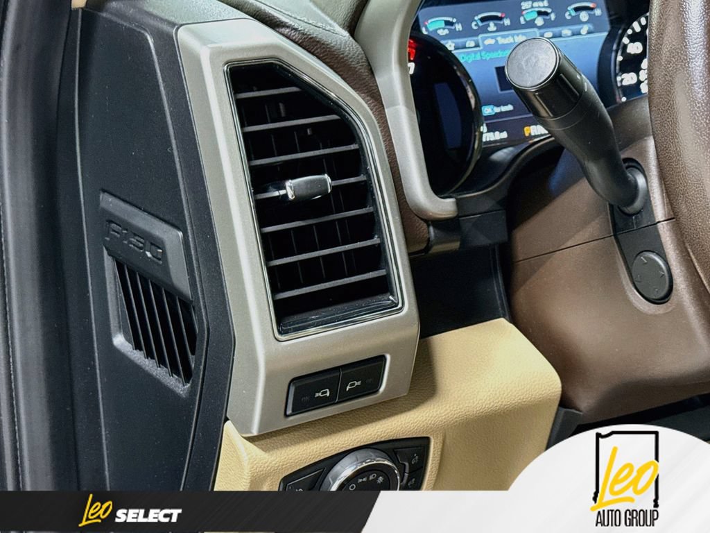 Used 2019 Ford F150 Lariat w/ Equipment Group 502A Luxury AWD/4WD image 14