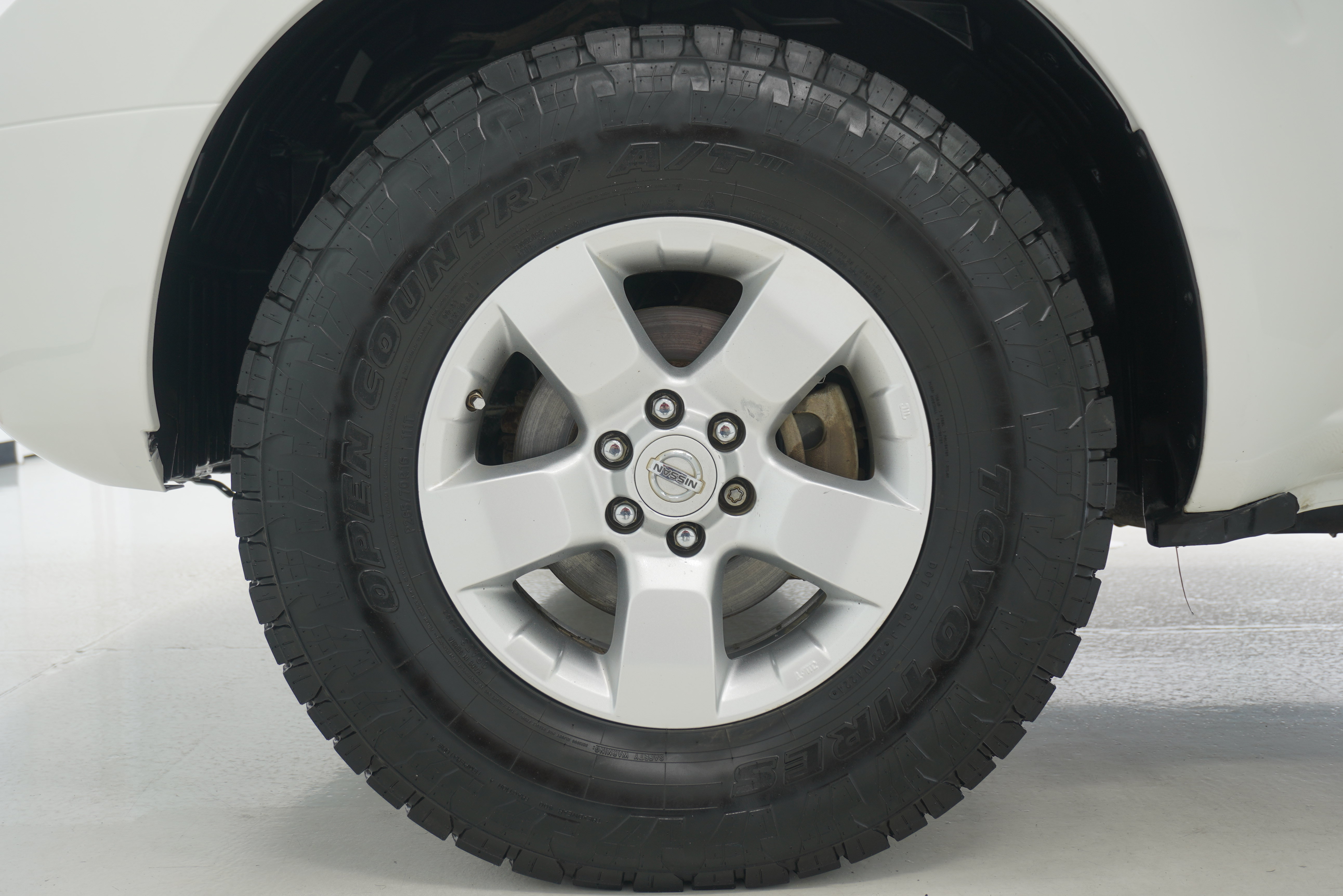 Used 2013 Nissan Frontier SV w/ SV Value Truck Pkg RWD image 29