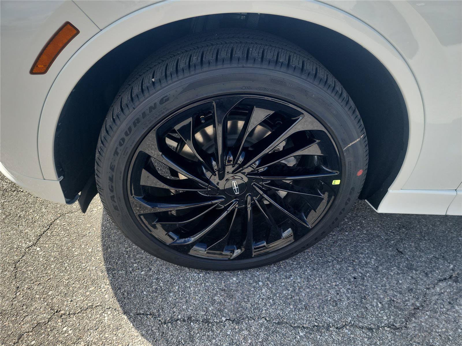 New 2027 Lincoln Aviator Reserve AWD/4WD image 9