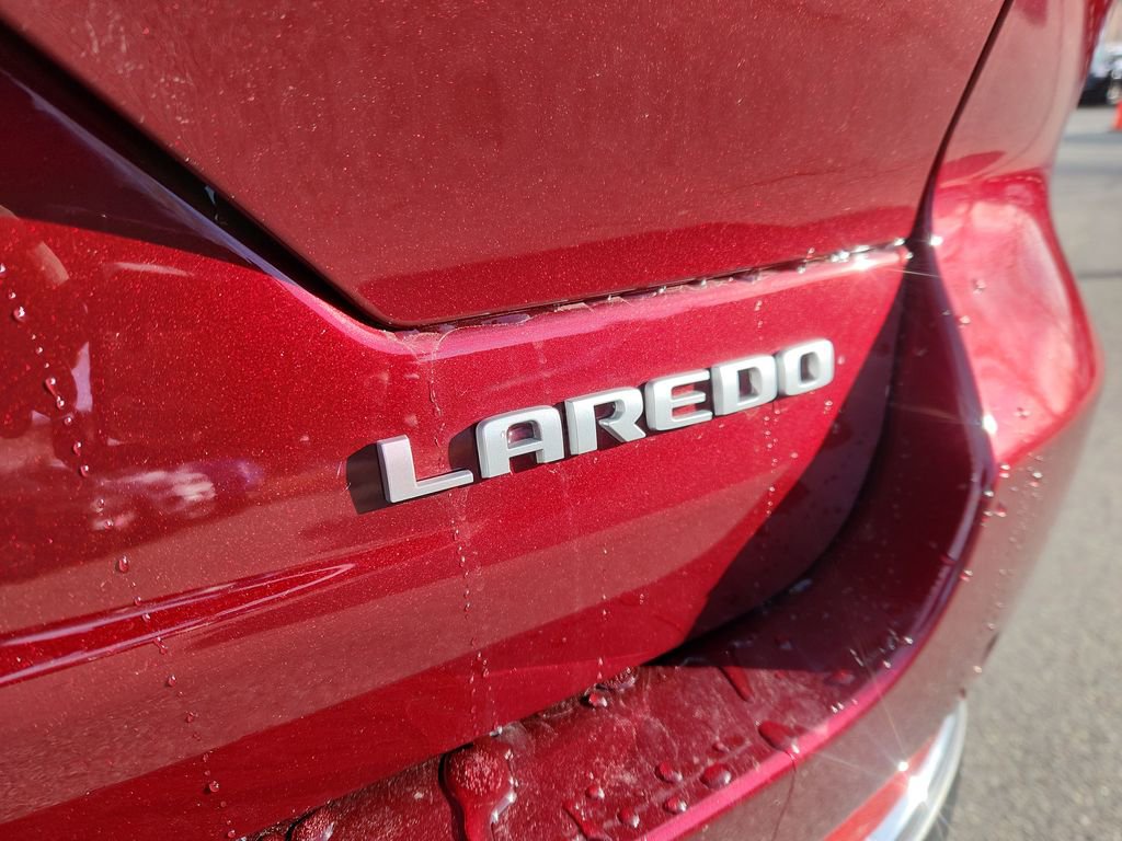 New 2025 Jeep Grand Cherokee Laredo image 27