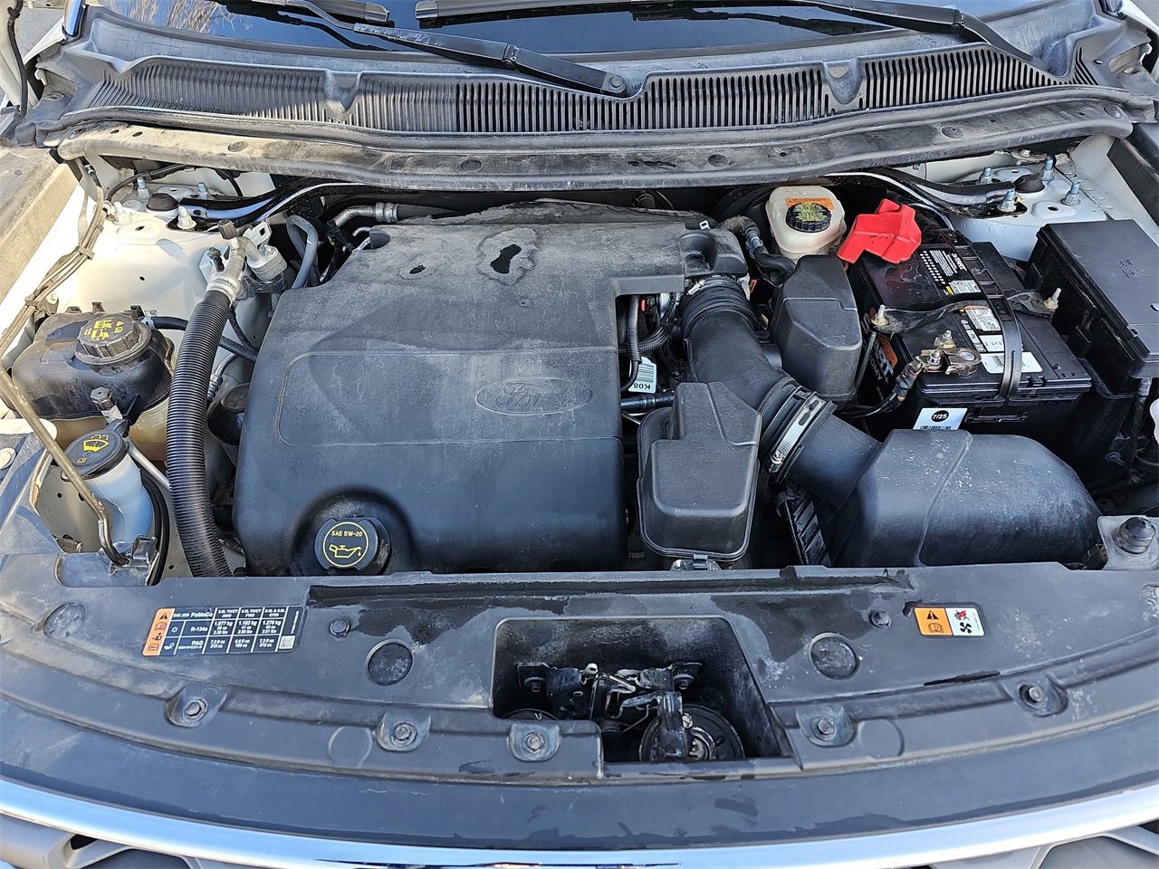 Used 2017 Ford Explorer XLT image 30