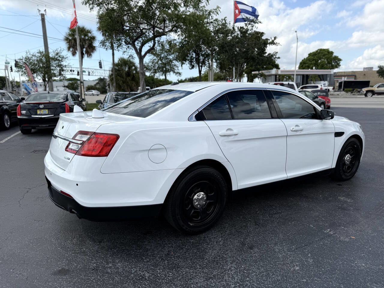 Used 2015 Ford Taurus Police Interceptor AWD image 6