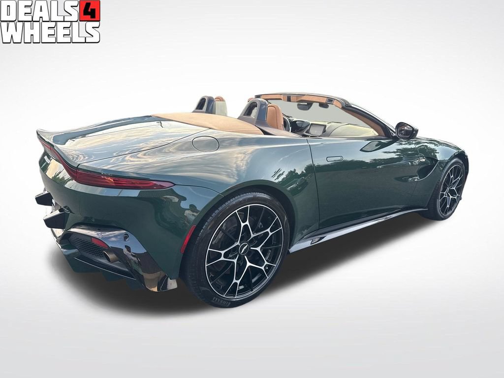 Used 2021 Aston Martin V8 Vantage Roadster RWD image 5