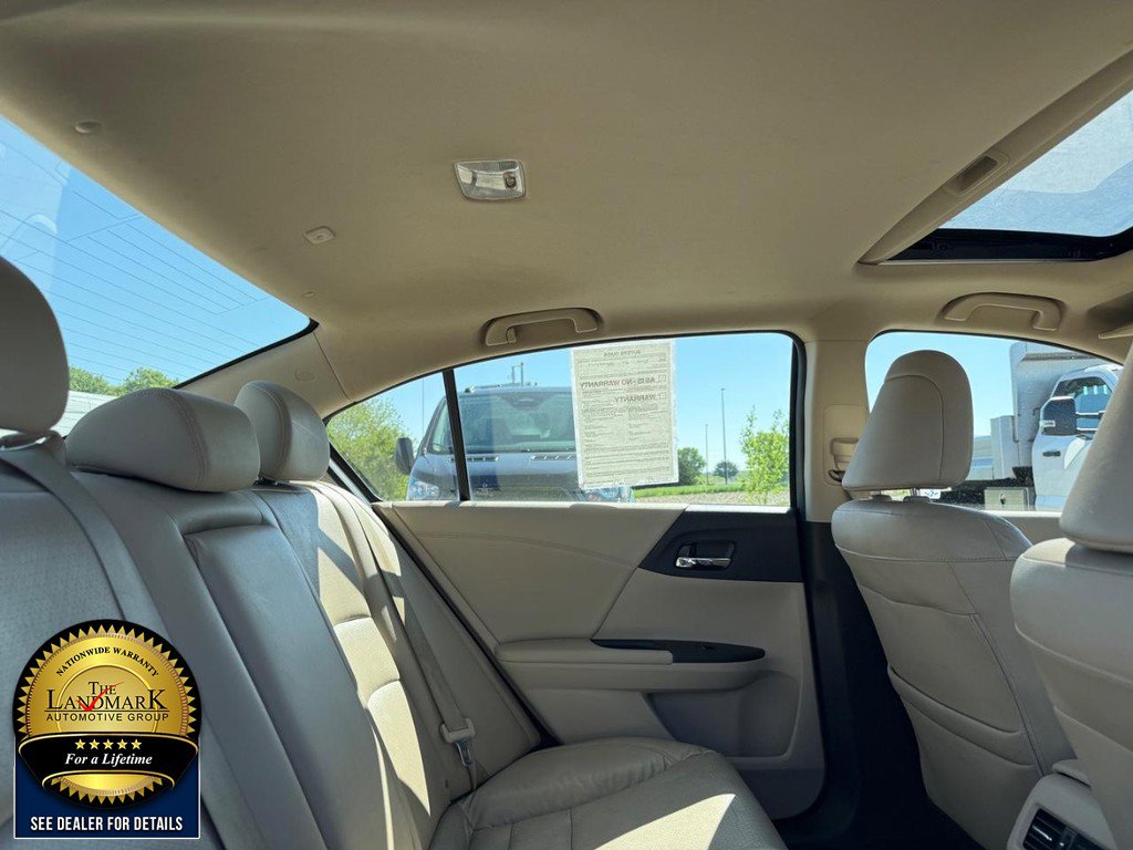 Used 2015 Honda Accord EX-L image 14