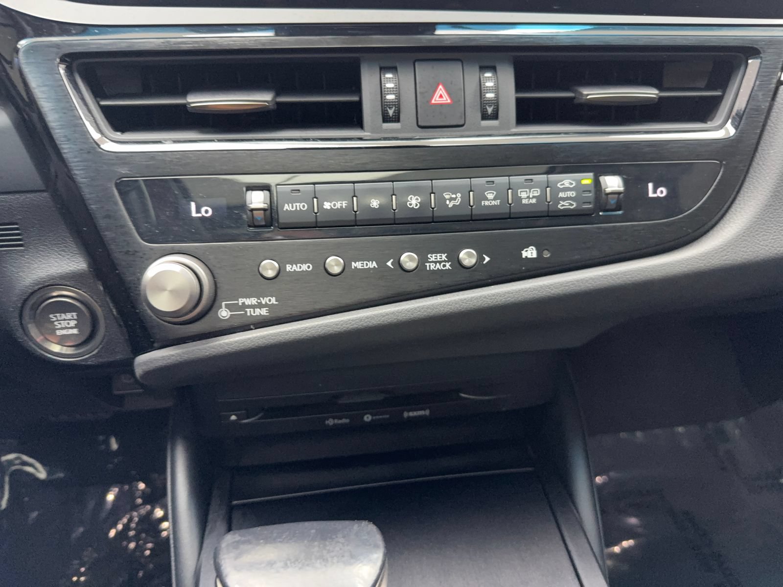 Used 2022 Lexus ES 350 w/ Accessory Package FWD image 29