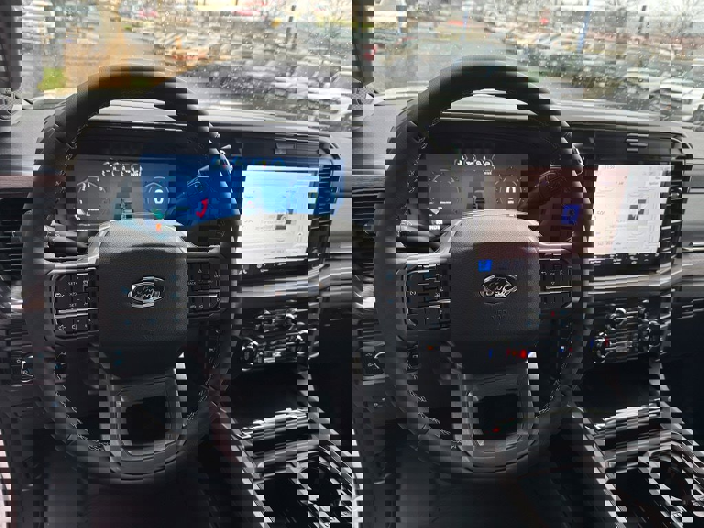 New 2026 Ford F350 Lariat w/ Black Appearance Package image 18