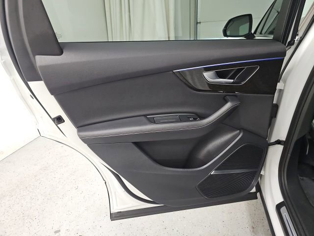 Used 2025 Audi Q7 3.0T Premium Plus image 29