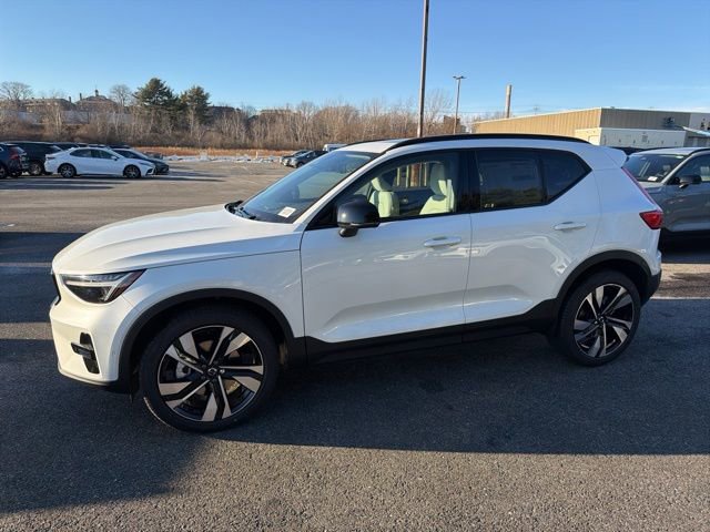 New 2026 Volvo XC40 B5 Ultra w/ Protection Package Premier image 5