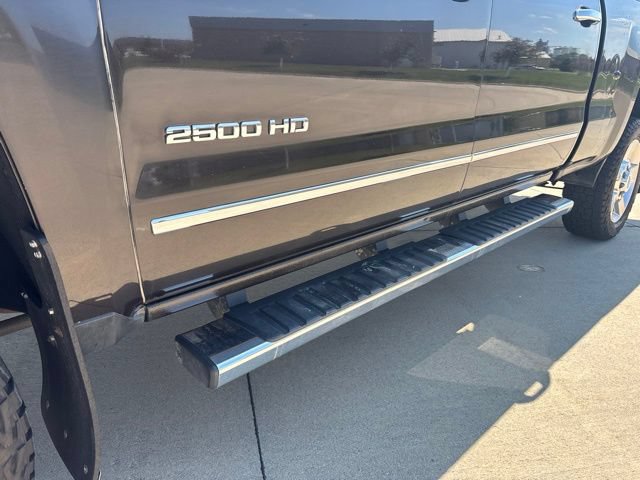 Used 2019 Chevrolet Silverado 2500 LTZ w/ Vortec Plus Package AWD/4WD image 42