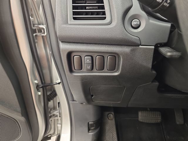 Used 2025 Mitsubishi Outlander Sport AWD image 28