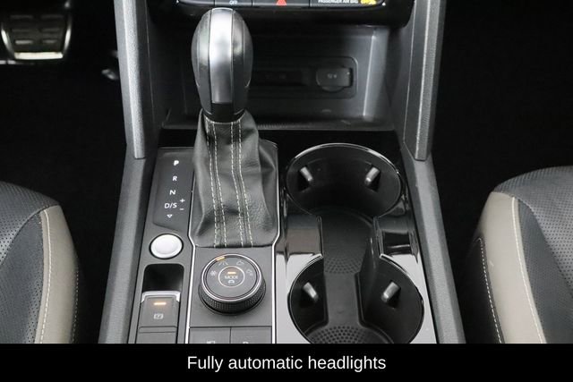 Used 2022 Volkswagen Atlas SEL Premium image 13