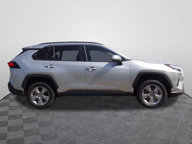 Certified 2025 Toyota RAV4 XLE AWD/4WD image 4