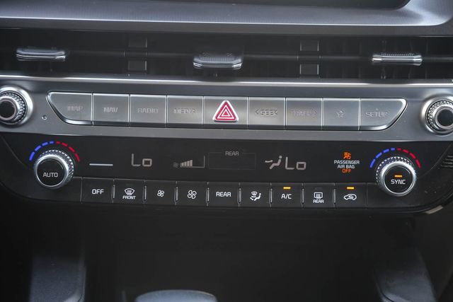 Used 2024 Kia Telluride LX image 14