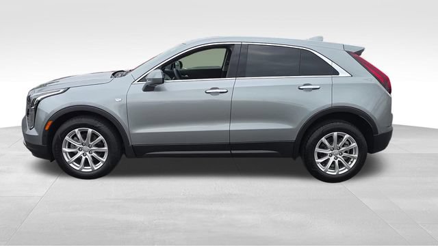 Certified 2023 Cadillac XT4 Luxury w/ Cold Weather Package FWD image 15