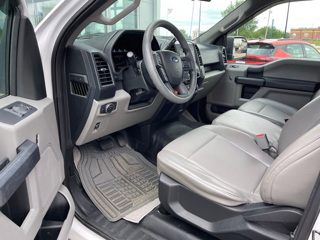 Used 2016 Ford F150 XL w/ Equipment Group 101A Mid RWD image 5