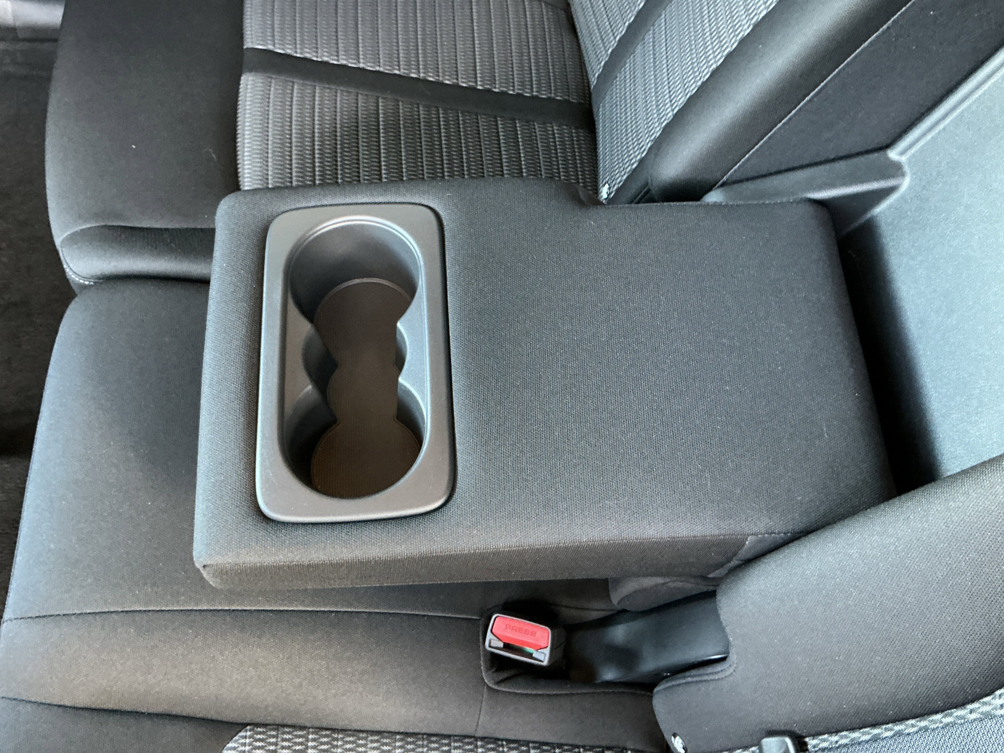 Used 2025 Kia Sorento LX image 29