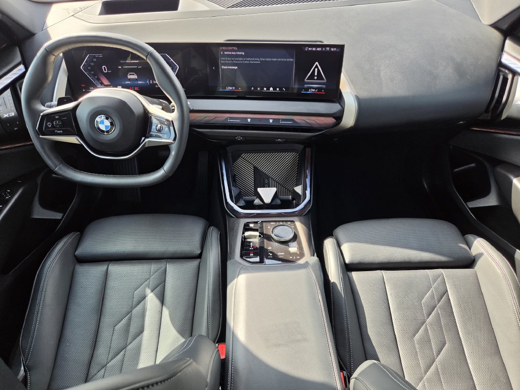 Used 2025 BMW X3 xDrive30i w/ Premium Package AWD/4WD image 12
