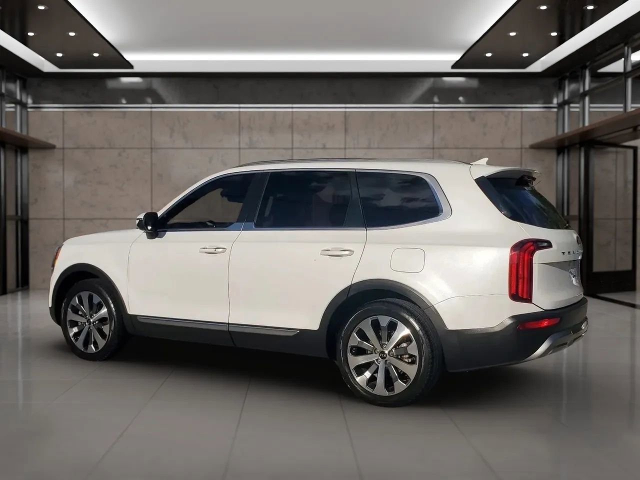 Used 2020 Kia Telluride S w/ S 8 Passenger Seating Package image 4