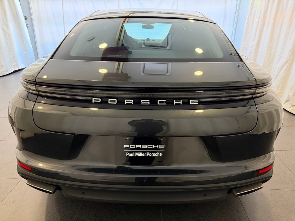 Certified 2025 Porsche Panamera 4 AWD/4WD image 8