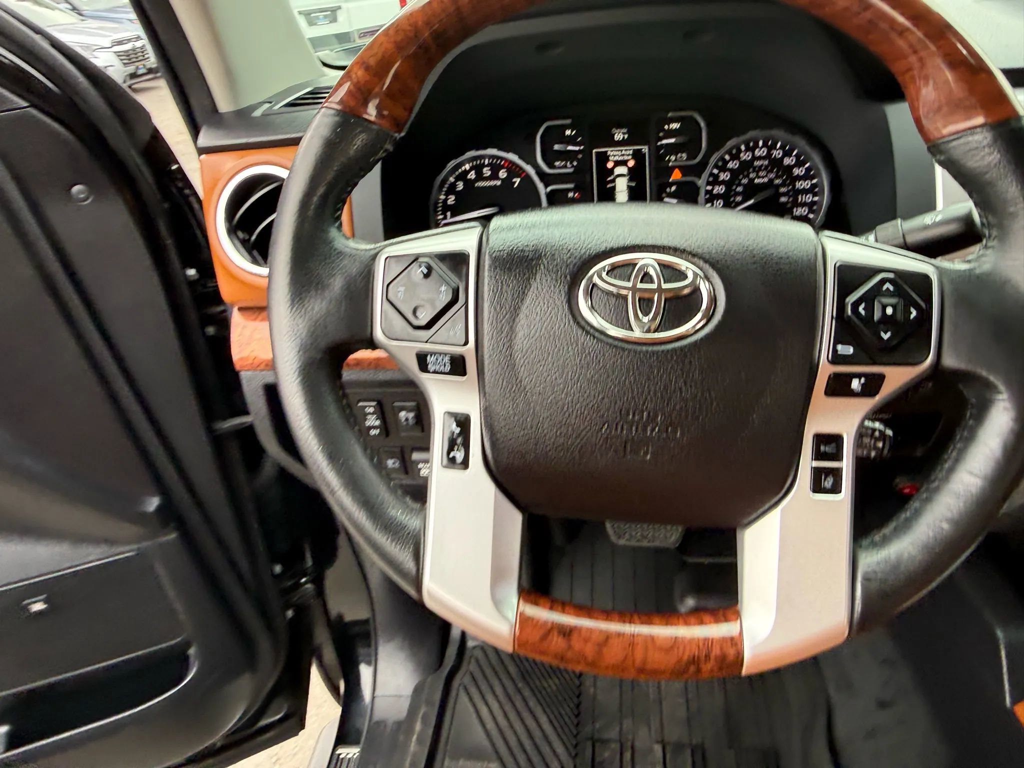 Used 2021 Toyota Tundra 1794 Edition image 59