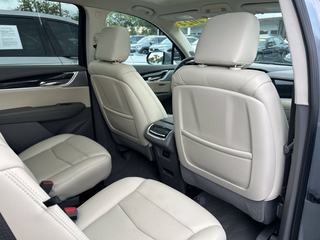 Used 2024 Cadillac XT6 Premium Luxury w/ Technology Package FWD image 50