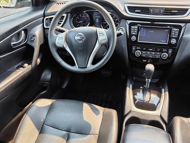 Used 2015 Nissan Rogue SL w/ SL Premium Package AWD/4WD image 19