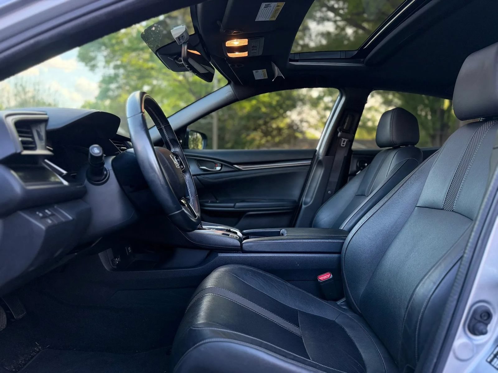 Used 2020 Honda Civic EX-L image 9