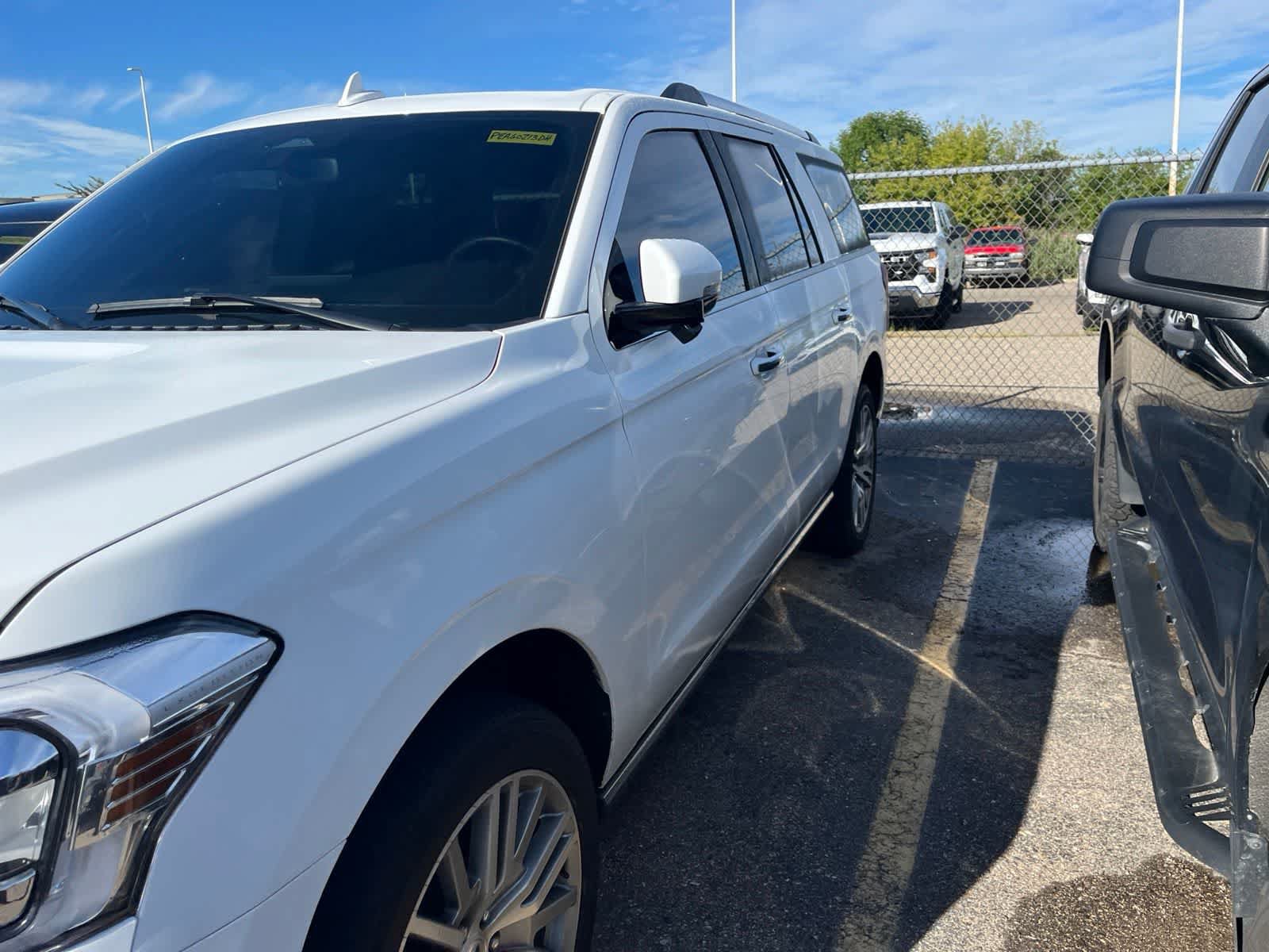 Used 2023 Ford Expedition Max Limited AWD/4WD image 6