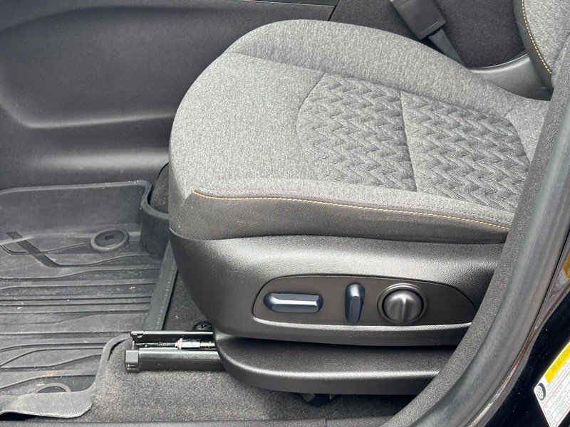 Certified 2024 Chevrolet Equinox LT w/ LPO, Floor Liner Package FWD image 15
