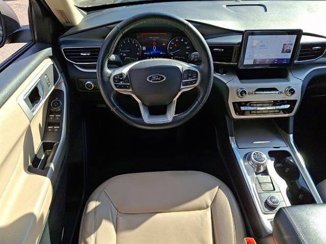 Used 2021 Ford Explorer XLT w/ Equipment Group 202A image 13