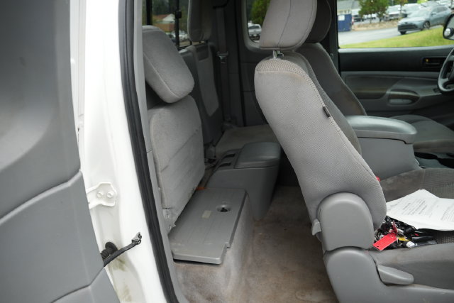 Used 2011 Toyota Tacoma 2WD Access Cab w/ Convenience Pkg image 37