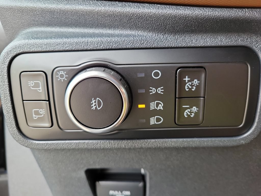 Used 2024 Ford Bronco Outer Banks AWD/4WD image 19