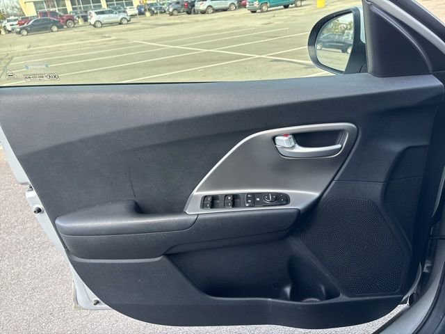 Used 2019 Kia Niro FE image 21